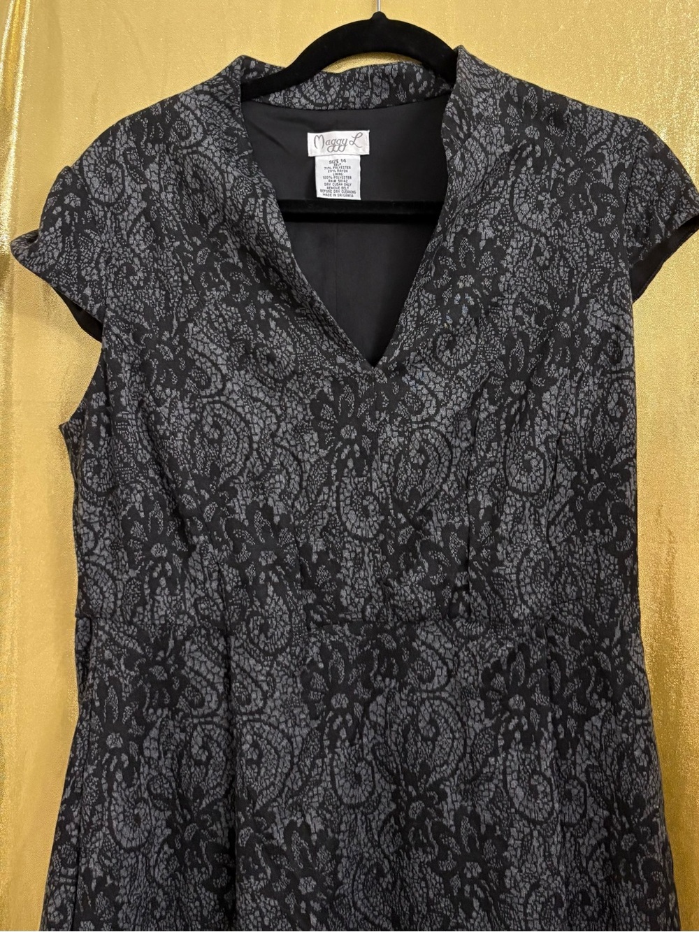 Nagy LBlack Lace-Print Cap Sleeve V-Neck Dress